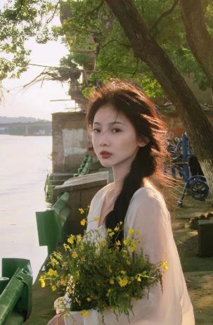 重生后被影后老婆宠坏了沈湛蓝心怡